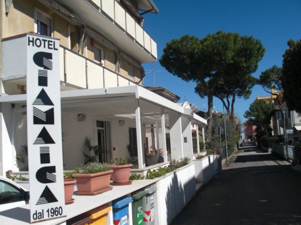 Hotel Giamaica Viserba Di Rimini Zewnętrze zdjęcie